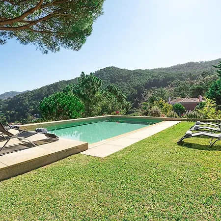 Villa Santamaria Colares